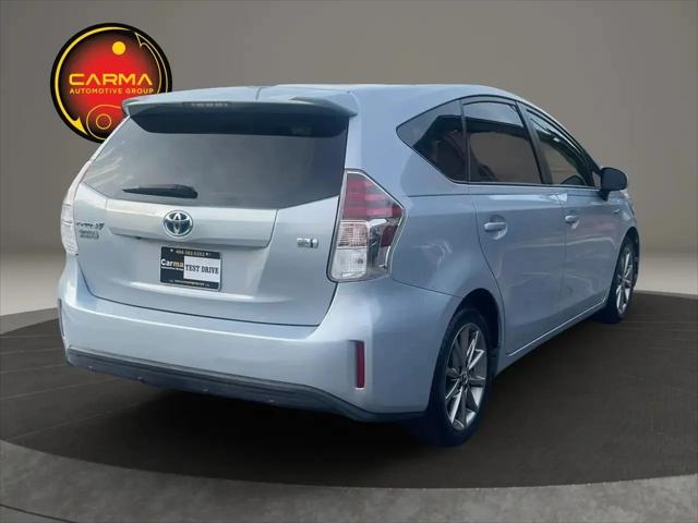 2016 Toyota Prius v Five