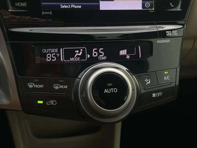 2016 Toyota Prius v Five