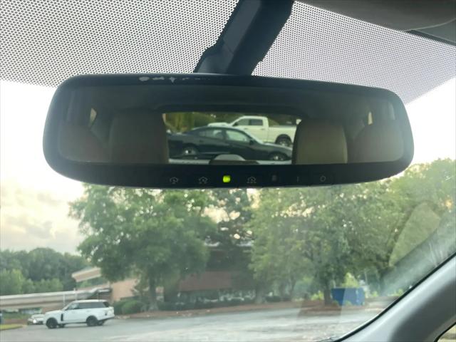 2016 Toyota Prius v Five