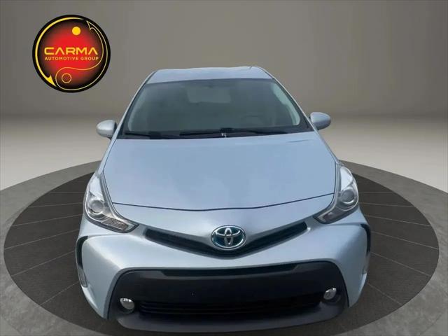 2016 Toyota Prius v Five