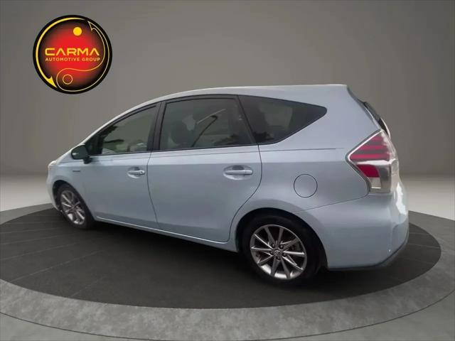 2016 Toyota Prius v Five