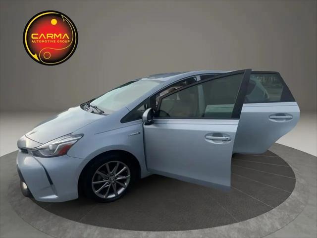 2016 Toyota Prius v Five