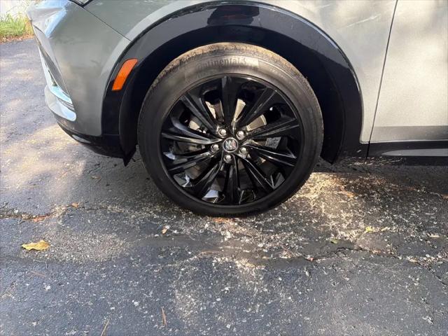 2024 Buick NV Sport Touring FWD