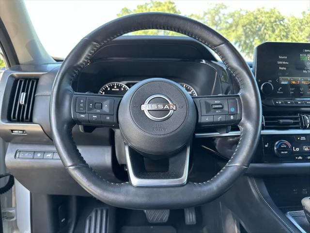 2023 Nissan Pathfinder SL FWD