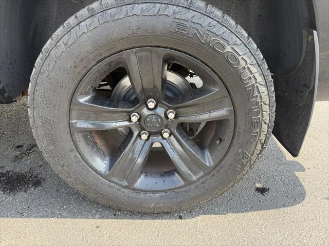 2017 Ram 1500 Night Crew Cab 4x4 57 Box