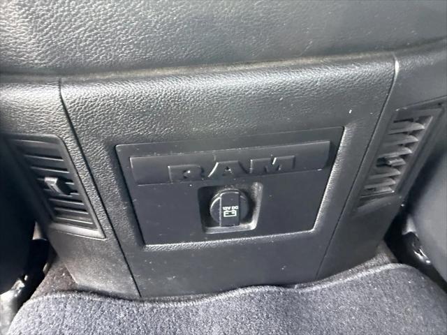 2017 Ram 1500 Night Crew Cab 4x4 57 Box