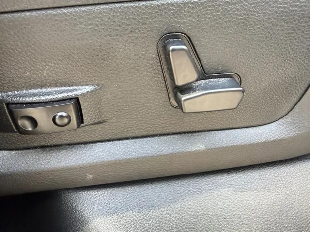 2017 Ram 1500 Night Crew Cab 4x4 57 Box