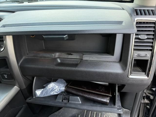 2017 Ram 1500 Night Crew Cab 4x4 57 Box