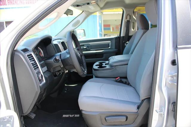 2017 Ram 1500 SLT Quad Cab 4x2 64 Box
