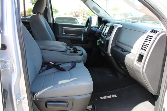 2017 Ram 1500 SLT Quad Cab 4x2 64 Box