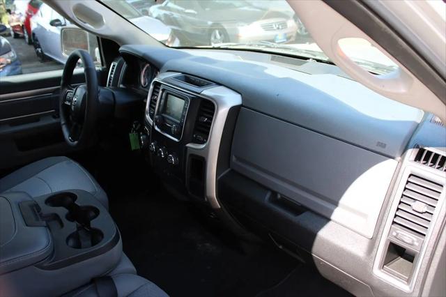 2017 Ram 1500 SLT Quad Cab 4x2 64 Box