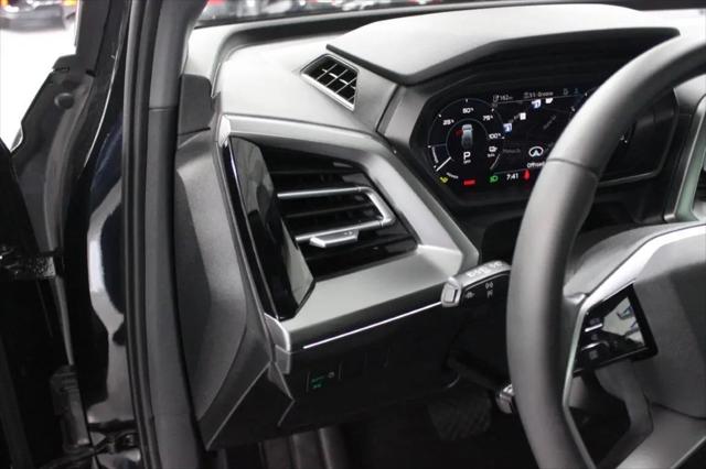 2025 Audi e-tron Premium 45 RWD