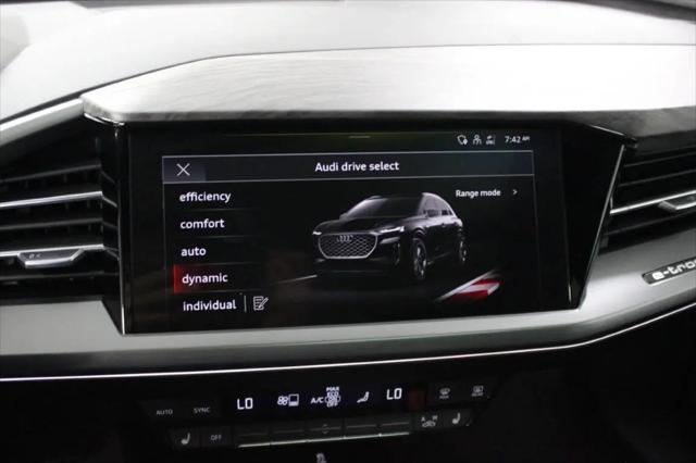 2025 Audi e-tron Premium 45 RWD