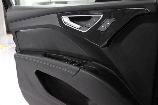2025 Audi e-tron Premium 45 RWD