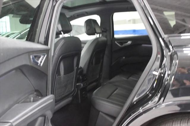 2025 Audi e-tron Premium 45 RWD