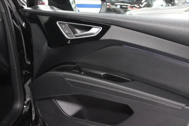 2025 Audi e-tron Premium 45 RWD