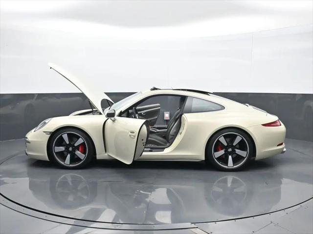 2014 Porsche 911 50th Anniversary Edition