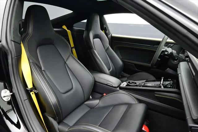2026 Porsche 911 Carrera 4 GTS