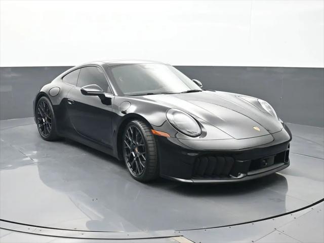 2026 Porsche 911 Carrera 4 GTS