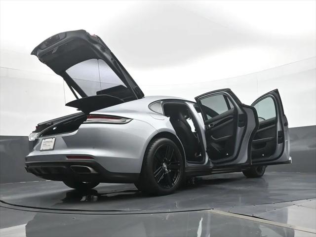 2023 Porsche Panamera 4