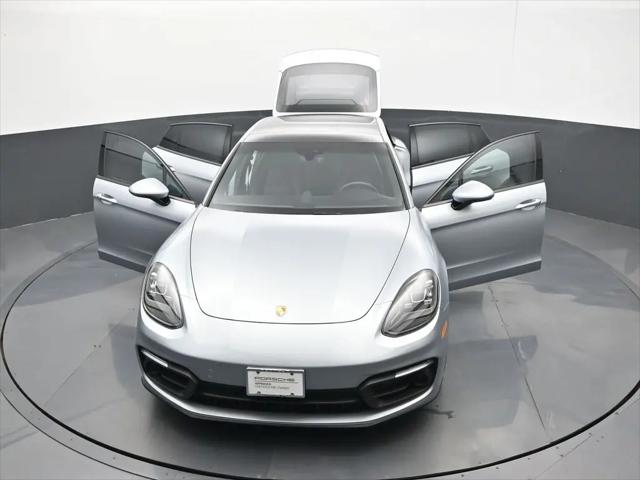 2023 Porsche Panamera 4