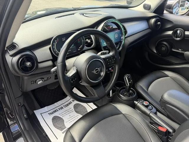 2022 MINI Hardtop Cooper