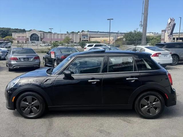 2022 MINI Hardtop Cooper