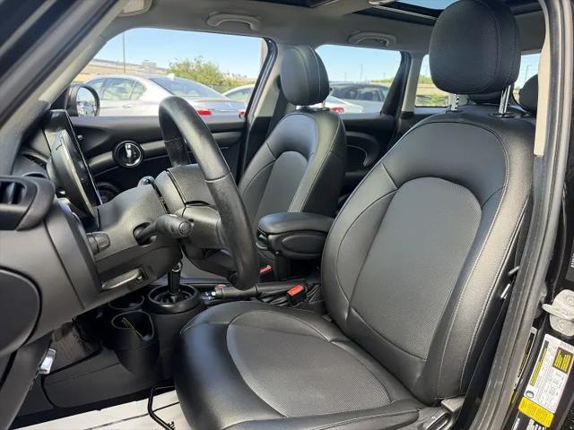 2022 MINI Hardtop Cooper