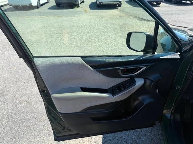 2023 Subaru Forester Base