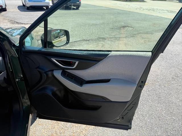 2023 Subaru Forester Base