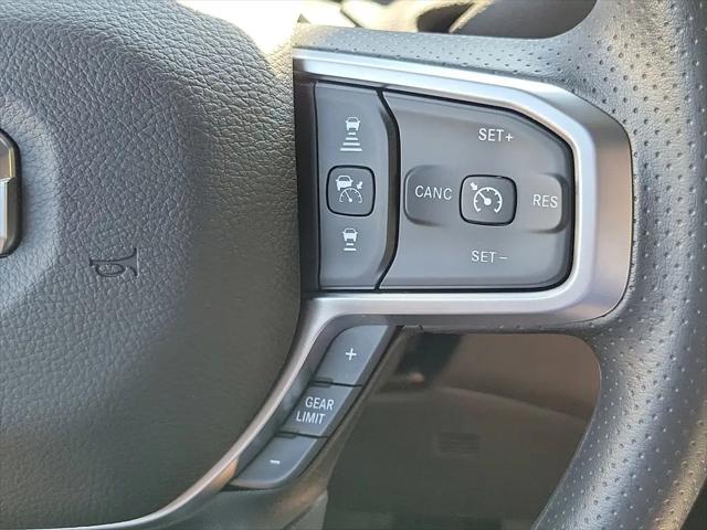 2026 Ram 2500 Black Express Crew Cab 4x4 64 Box