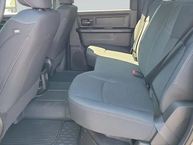 2026 Ram 2500 Black Express Crew Cab 4x4 64 Box