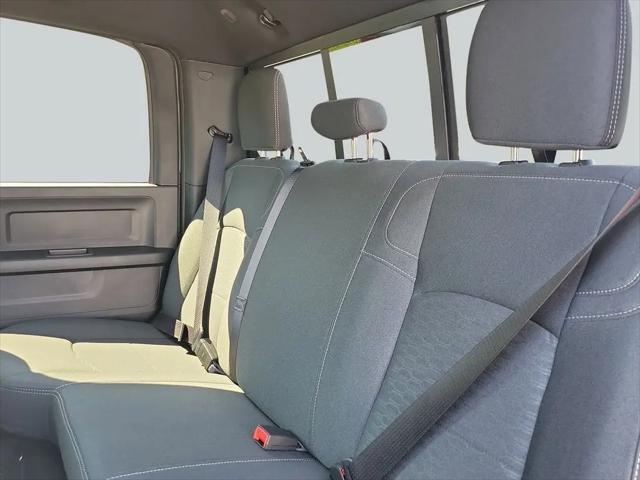 2026 Ram 2500 Black Express Crew Cab 4x4 64 Box