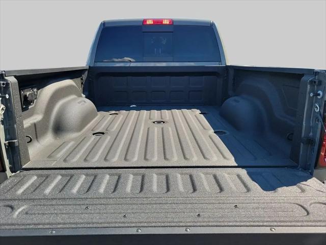 2026 Ram 2500 Black Express Crew Cab 4x4 64 Box