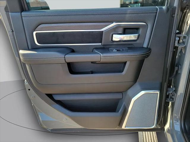 2026 Ram 3500 Laramie Crew Cab 4x4 8 Box