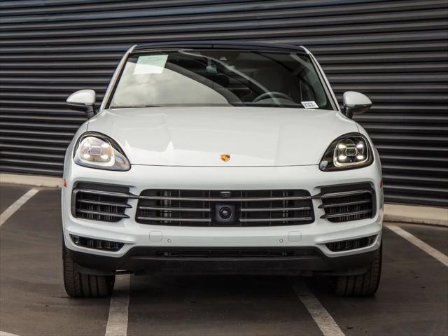 2023 Porsche Cayenne Platinum Edition