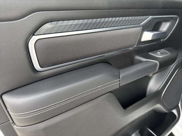 2025 Ram 1500 Big Horn Crew Cab 4x4 57 Box