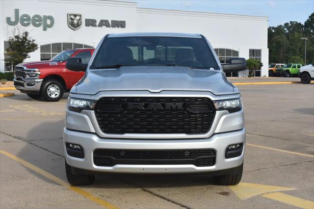 2026 Ram 1500 Express Crew Cab 4x4 57 Box
