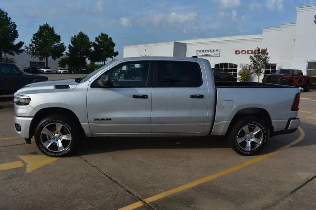 2026 Ram 1500 Express Crew Cab 4x4 57 Box