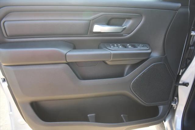 2026 Ram 1500 Express Crew Cab 4x4 57 Box