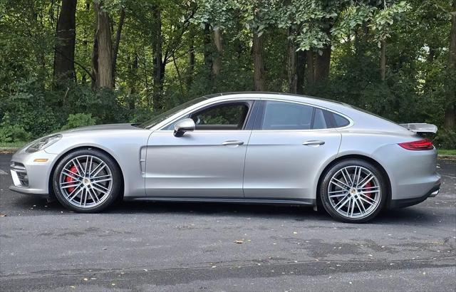 2018 Porsche Panamera Turbo