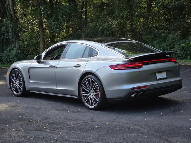 2018 Porsche Panamera Turbo