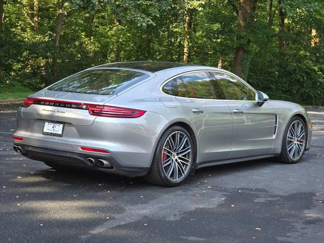 2018 Porsche Panamera Turbo