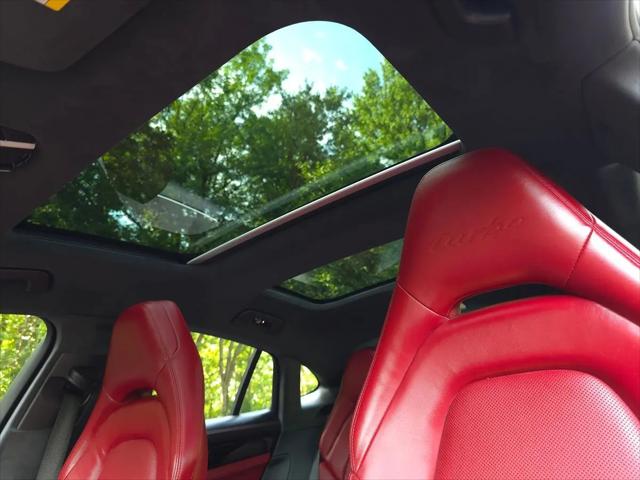 2018 Porsche Panamera Turbo
