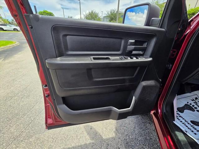 2018 Ram 1500 Express Quad Cab 4x4 64 Box
