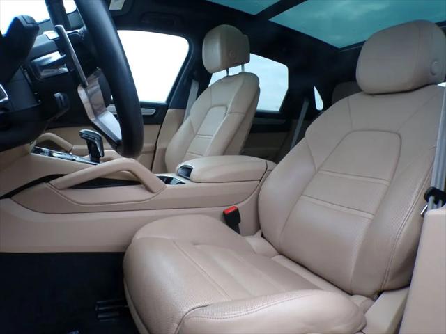 2023 Porsche Cayenne S Platinum Edition
