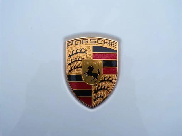 2023 Porsche Cayenne S Platinum Edition