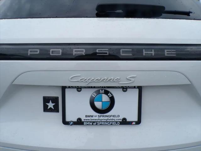 2023 Porsche Cayenne S Platinum Edition