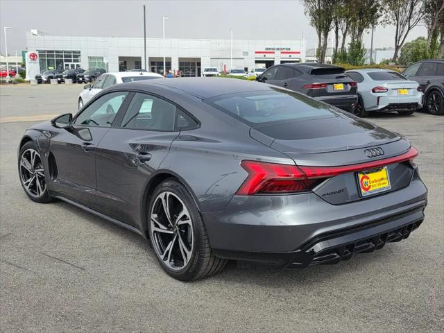 2024 Audi e-tron GT Premium Plus quattro