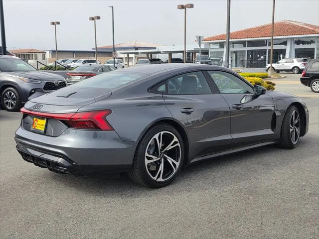 2024 Audi e-tron GT Premium Plus quattro